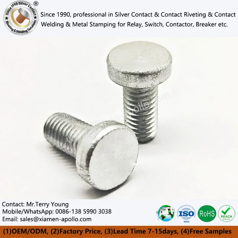 Skruvar med platt huvud