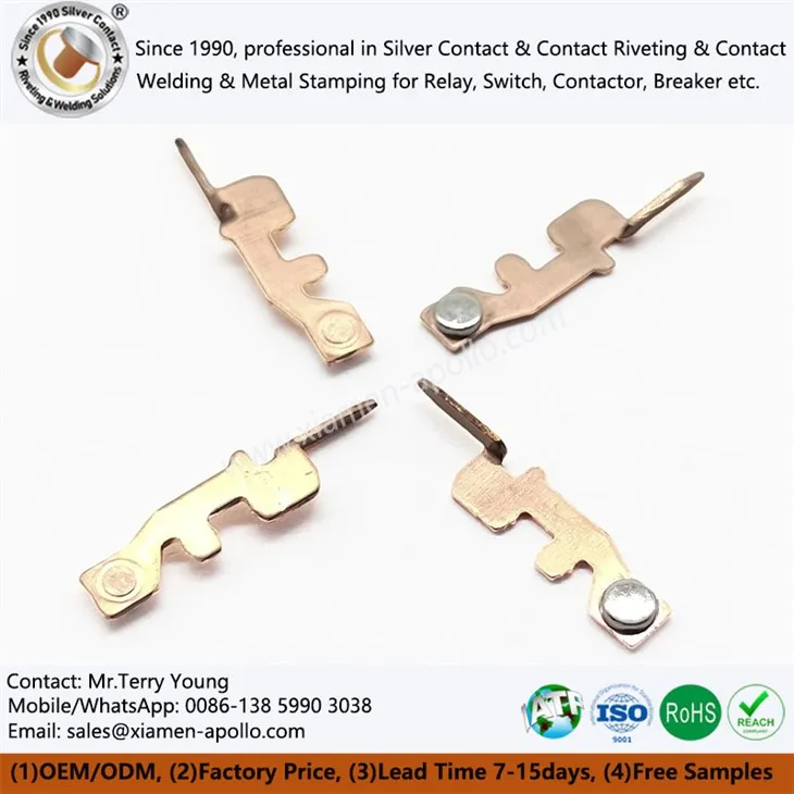 I form av silvernitande kontakter